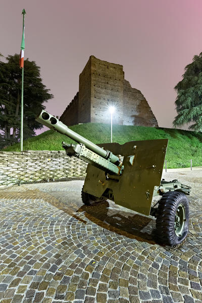 The artillery monument and the Scaliger castle in Villafranca di Verona. Verona province, Veneto, Italy, Europe.