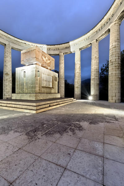 The altar of Cesare Battisti's mausoleum. The monument was designed by the architect Ettore Fagiuoli. Doss Trento, Trento, Trentino Alto-Adige, Italy, Europe. 