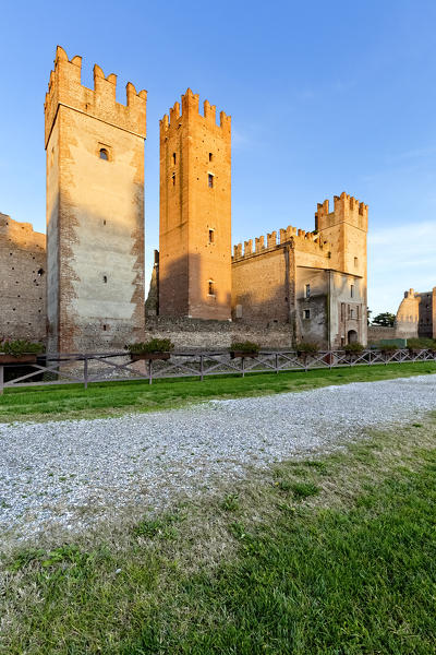 The keep and the walls of the Scaliger castle of Villafranca Veronese. Verona province, Veneto, Italy, Europe.