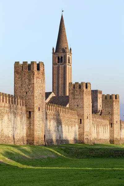 Montagnana: the San Francesco church and the medieval walls. Padova province, Veneto, Italy, Europe.