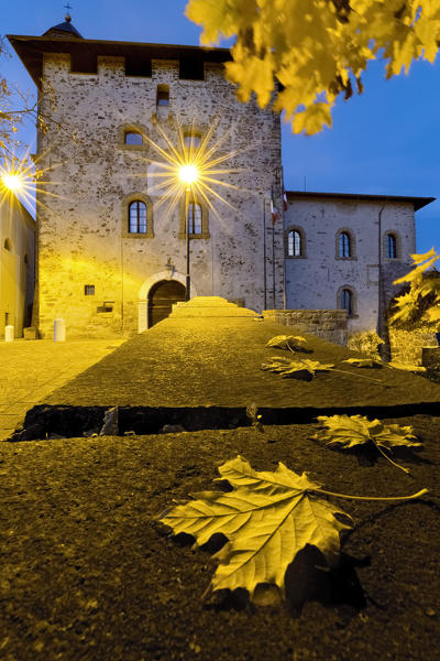 Autumn leaves at the Roccabruna castle. Fornace, Trento province, Trentino Alto-Adige, Italy, Europe.