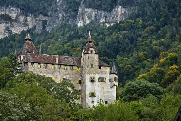 Palace and towers of the picturesque Enn Castle. Montagna/Montan, Bolzano province, Trentino Alto-Adige, Italy, Europe.