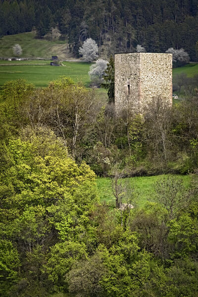 The powder magazine tower (Pulverturm) of Presule/Prösels Castle. Fiè allo Sciliar/Völs am Schlern. Province of Bolzano, Trentino Alto Adige, Italy.