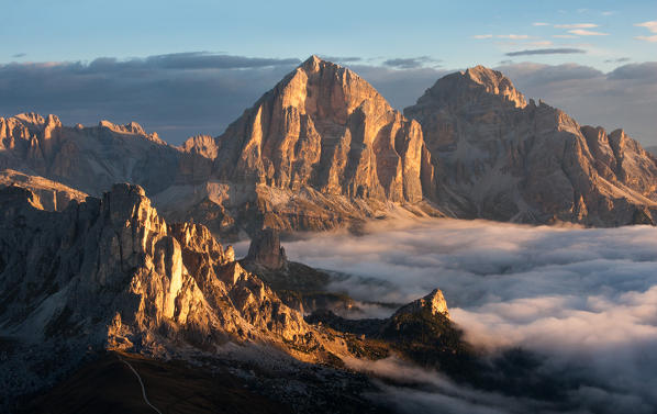 Low clouds, Giau Pass, Dolomites, Cortina d'Ampezzo, Province of Belluno, Veneto, Italy