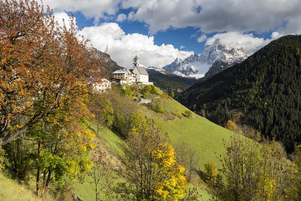 Colle Santa Lucia with Monte Pelmo in the background. Val Fiorentina, Veneto, Italy.