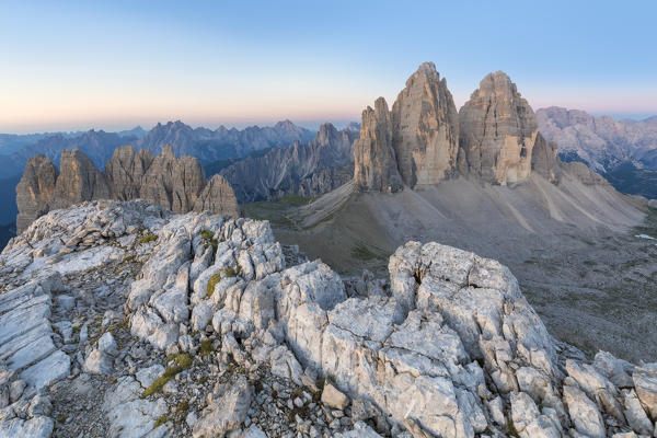 Sunrise from the top of mount Paterno / Paternkofel towards Tre Cime di Lavaredo, Sexten Dolomites, South Tyrol, Bolzano, Italy