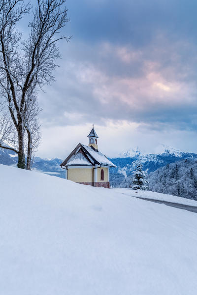 Chapel Kirchleitn at Berchtesgaden in winter, Berchtesgadener Land district, Upper Bavaria, Bavaria, Germany