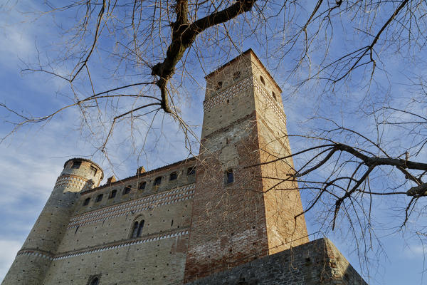 Langhe, Cuneo district, Piedmont, Italy. Barolo wine region, Serralunga d’Alba castle