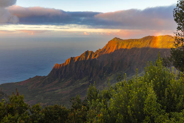 Na Pali coast State Wilderness area, north western side of Kauai island, Hawaii, USA