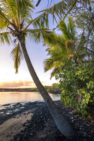 Sunset in Makena beach, Makena beach park, Maui island, Hawaii, USA