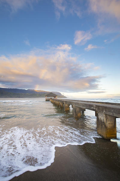 Sunrise in Hanalei beach, Kauai island, Hawaii, USA