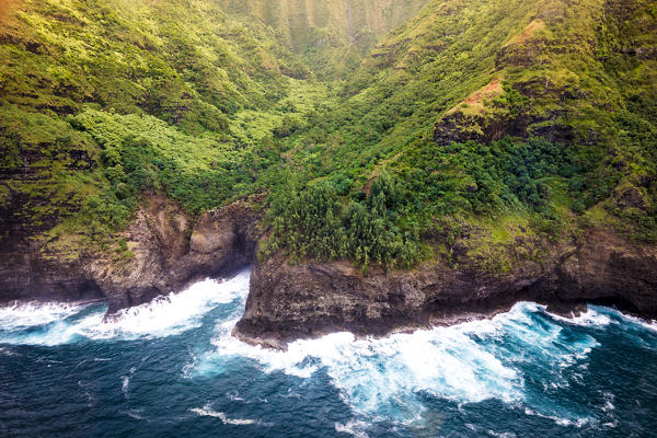 Na Pali coast, Kauai island, Hawaii, USA