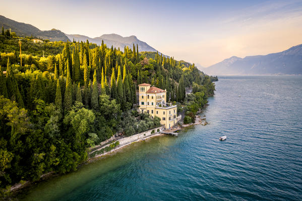 A lonely villa on the coast of Garda Lake. Toscolano Maderno, Brescia Province, Lombardy, Italy.