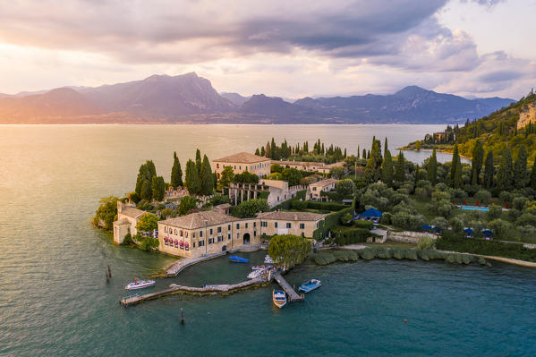 Punta San Vigilio, Garda, Garda Lake, Verona province, Veneto, Italy