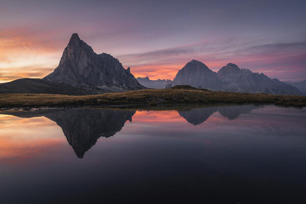 Ra Gusela, Cinque Torri and Tofana mountains from Giau Pass; Cortina d'Ampezzo, dolomites, Veneto, Italy