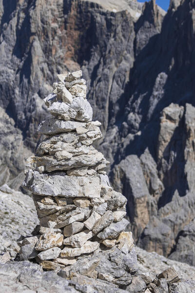 foto  - Rock piling on Cima Rosetta, Dolomites, Parco Naturale di Paneveggio Pale di San Martino, San Martino di Castrozza, Trentino alto adige, Italy, Europe