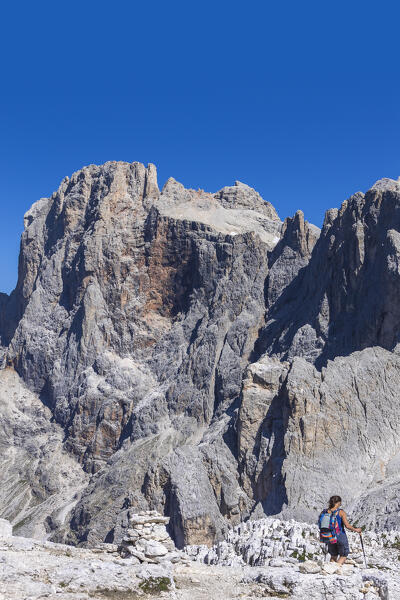 foto  - Hiker walks on Cima Rosetta, Dolomites, Parco Naturale di Paneveggio Pale di San Martino, San Martino di Castrozza, Trentino alto adige, Italy, Europe (MR)