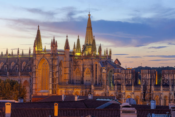 Sunset on Batalha Monastery (Mosteiro da Batalha), Batalha municipality, Leiria district, Estremadura province, Portugal.