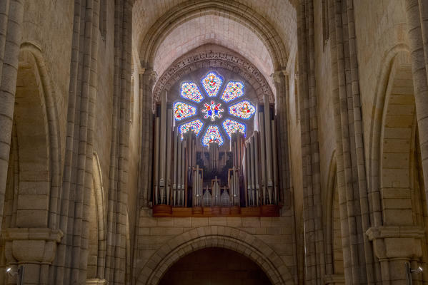 Inner view of rose window and central aisle of Porto Cathedral (Sé do Porto), Porto, Porto district, Norte Region, Portugal