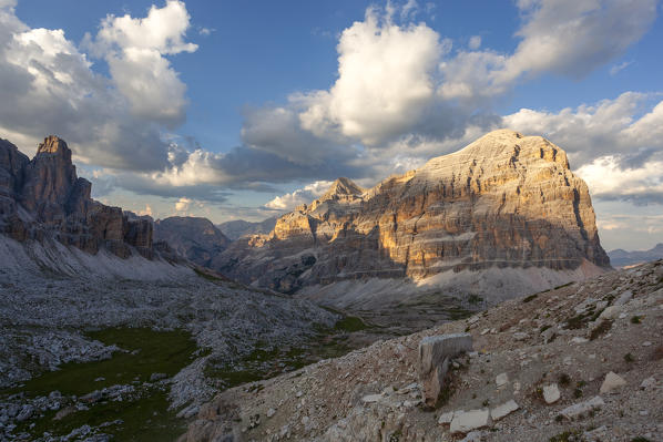 Sunset on Tofane from Forcella Travenanzes, Dolomites, Cortina d'Ampezzo, Belluno province, Veneto, Italy.
