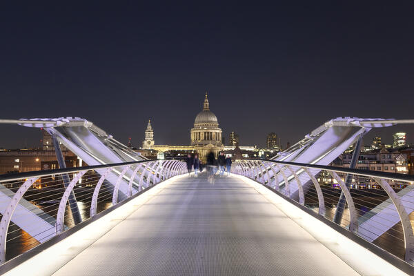 St. Paul’s Cathedral from Millennium Bridge in the evening, London, Great Britain, UK