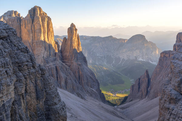 Sunrise on Val de Mesdì, Sella group, Dolomites, Alta Badia, South Tyrol, Italy.