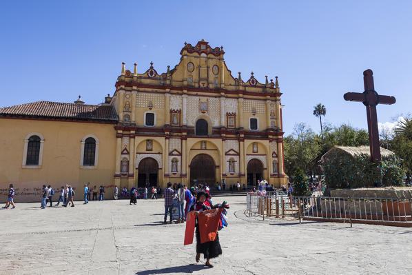 Virgin of the Assumption Cathedral, zocalo, San Cristobal de las Casas, Chiapas, Mexico.