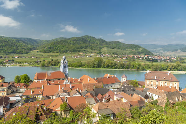Duernstein, Wachau, Waldviertel,  district of Krems, Lower Austria, Austria, Europe. The villages of Duernstein and Rossatz