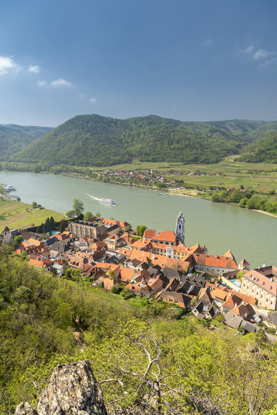 Duernstein, Wachau, Waldviertel,  district of Krems, Lower Austria, Austria, Europe. The villages of Duernstein and Rossatzbach