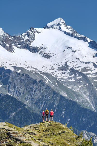 Sand in Taufers / Campo Tures, Bolzano province, South Tyrol, Italy. On the panoramic trail Speikboden with the peak of Löffler in the background