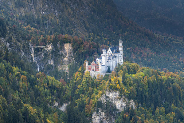 Schwangau, district Ostallgäu, Swabia, Bavaria, Germany, Europe. Neuschwanstein castle and the Mary's bridge