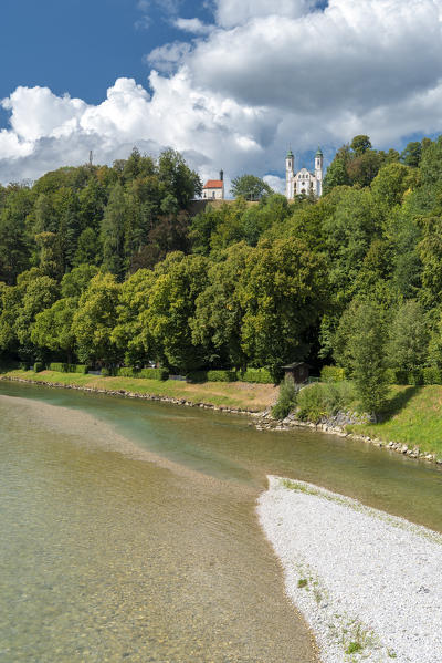 Bad Tölz, Bad Tölz-Wolfratshausen district, Upper Bavaria, Germany, Europe. Leonard Chapel and the Church of the Holy Cross, Calvary Hill
