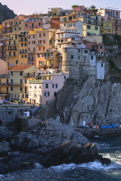 Village of Manarola, Cinque Terre National Park, municipality of Riomaggiore, La Spezia province, Liguria district, Italy, Europe