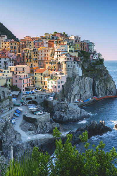 Village of Manarola, Cinque Terre National Park, municipality of Riomaggiore, La Spezia province, Liguria district, Italy, Europe