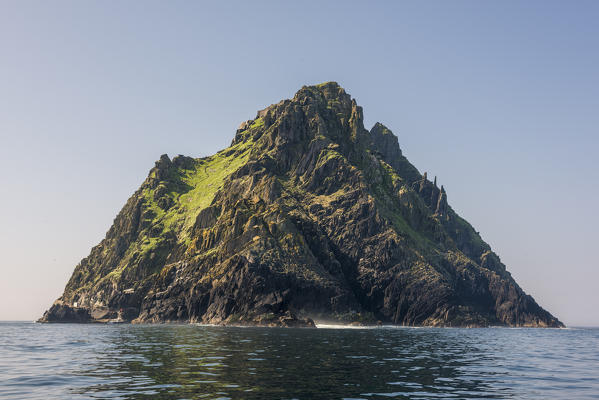 Skellig Michael (Great Skellig), Skellig islands, County Kerry, Munster province, Ireland, Europe.