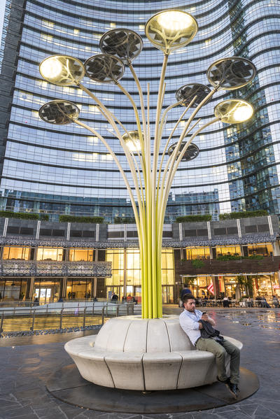 Milan, Lombardy, Italy. Gae Aulenti square in the Porta Nuova business district.