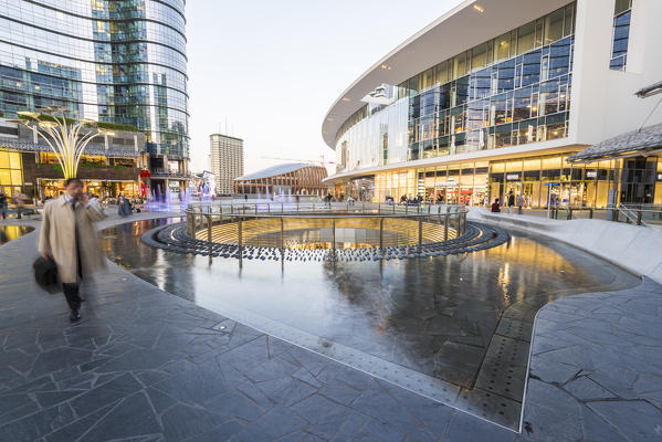 Milan, Lombardy, Italy. Gae Aulenti square in the Porta Nuova business district.