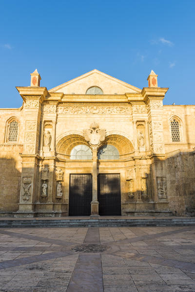 Colonial Zone (Ciudad Colonial), Santo Domingo, Dominican Republic. The Catedral Primada de America (Basilica Cathedral of Santa Maria la Menor).