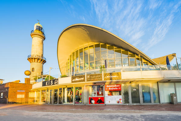 Warnemünde, Rostock, Baltic coast, Mecklenburg-Western Pomerania, Germany. Lighthouse and Teepott Building.