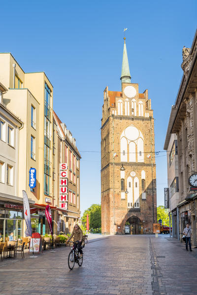 Rostock, Mecklenburg-Western Pomerania, Germany. Kroepeliner Tor city gate.