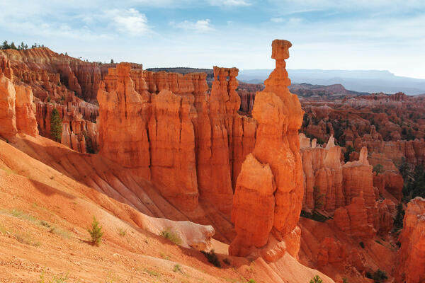 Sunrise at Bryce Canyon National Park, Utah, USA. Thor's Hammer hoodoo from Sunset Point