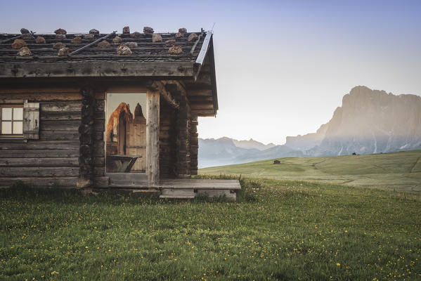 Alpe di Siusi/Seiser Alm, Dolomites, South Tyrol, Italy. Sunrise on the Alpe di Siusi