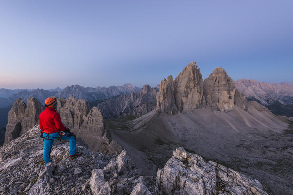 Sesto/Sexten, Dolomites, South Tyrol, province of Bolzano, Italy. View from the summit of Monte Paterno/Paternkofel on the Tre Cime di Lavaredo/Drei Zinnen