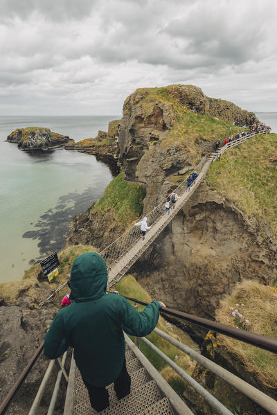 The Carrick a Rede Rope Bridge, Northern Ireland, Antrim, Ballycastle, Ballintoy, United Kingdom.