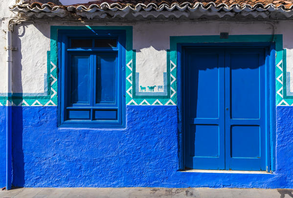 Spain,Canary Islands,Tenerife,Valle de La Orotava,Puerto de La Cruz,colourful houses in the old town