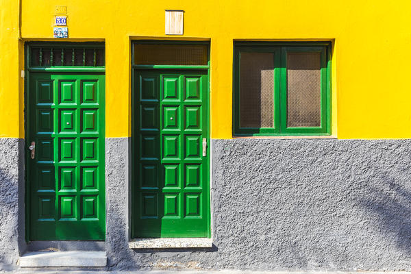 Spain,Canary Islands,Tenerife,Valle de La Orotava,Puerto de La Cruz,colourful houses in the old town