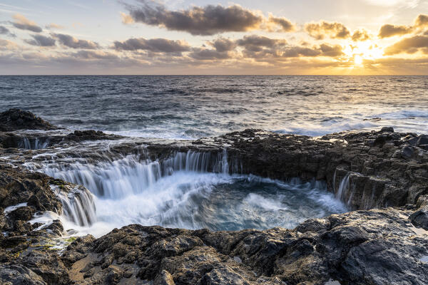 Spain, Canary Islands, Gran Canaria,Las Palmas,El Bufadero de La Garita at sunrise