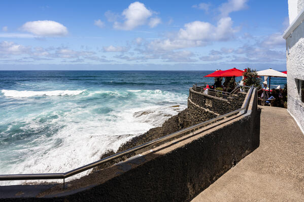 Spain, Canary Islands, Gran Canaria, the sea view from the headland of El Roque