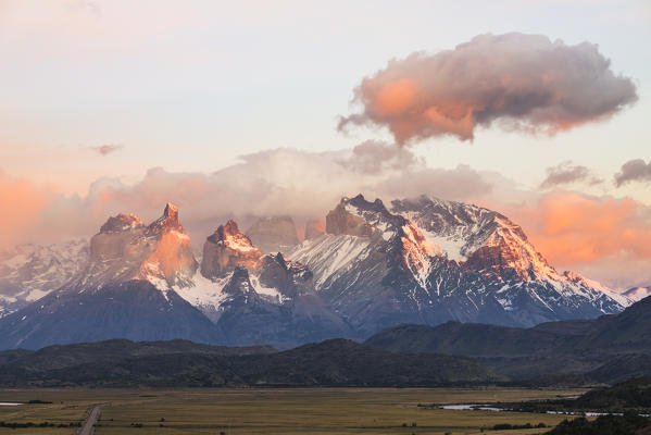 Paine Horns and Cerro Paine at dawn from Rio Serrano. Torres del Paine National Park, Ultima Esperanza province, Magallanes region, Chile.
