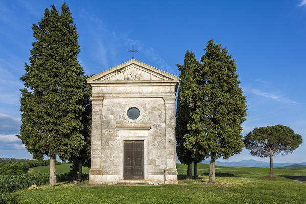 Madonna di Vitaleta chapel, San Quirico d'Orcia. Orcia Valley, Siena district, Tuscany, Italy.